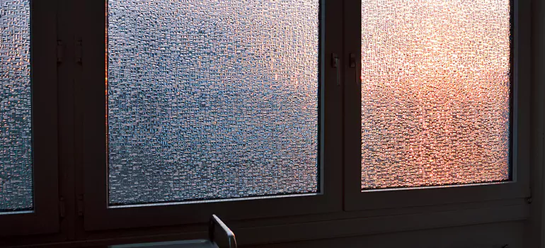 Frosted Glass Window Replacement in Tampa, FL