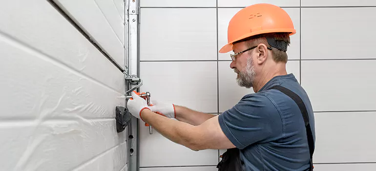 Commercial Garage Door Repair in Tampa, FL